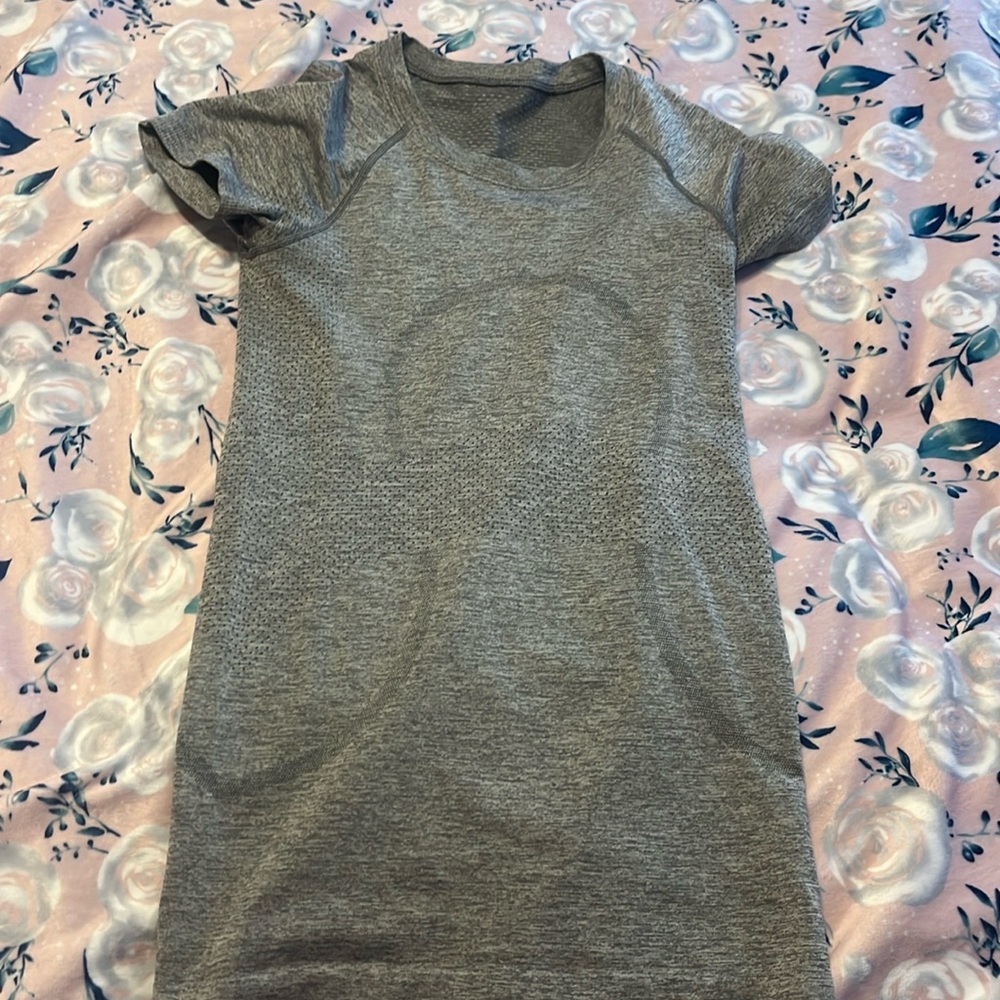 lululemon swiftly grey